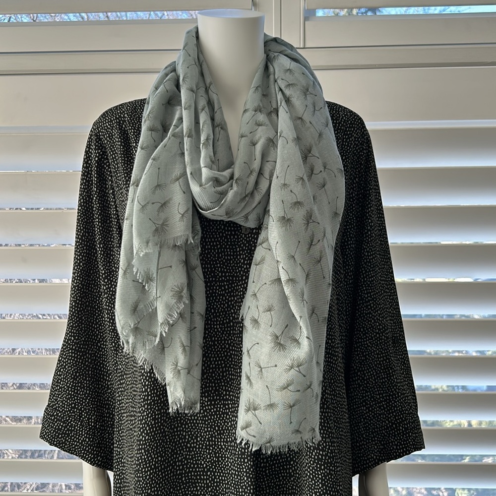 REITMANS Women’s Black & Jade Green Tunic Blouse & Scarf Bundle, Dots Florals